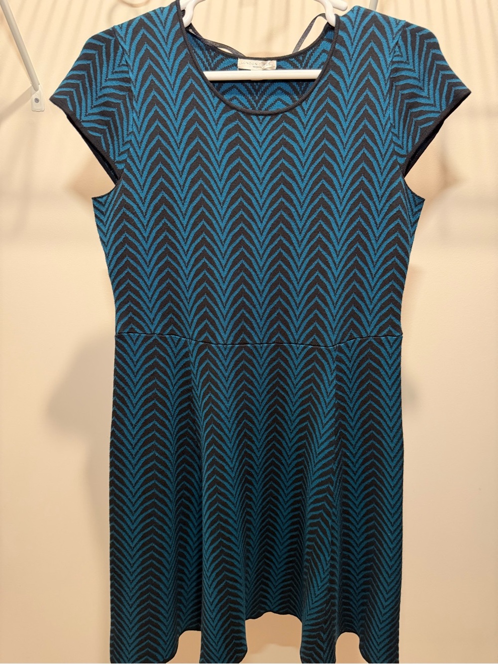 London Times Teal and Black Chevron Fit-and-Flare Midi Dress